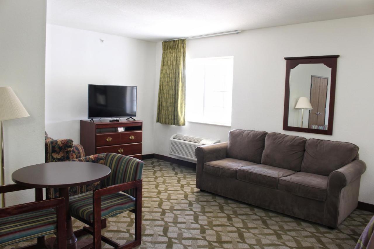 Hotel Super 8 By Wyndham De Soto Esterno foto
