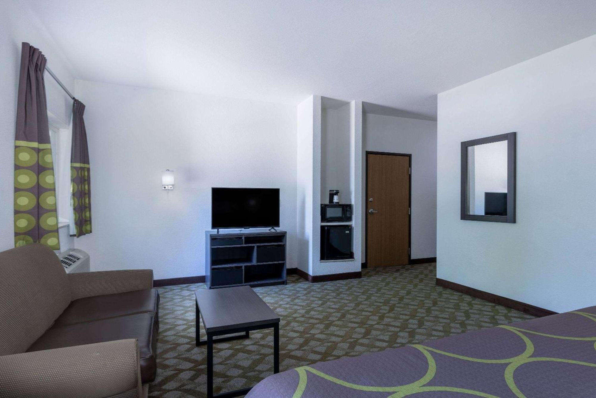 Hotel Super 8 By Wyndham De Soto Esterno foto
