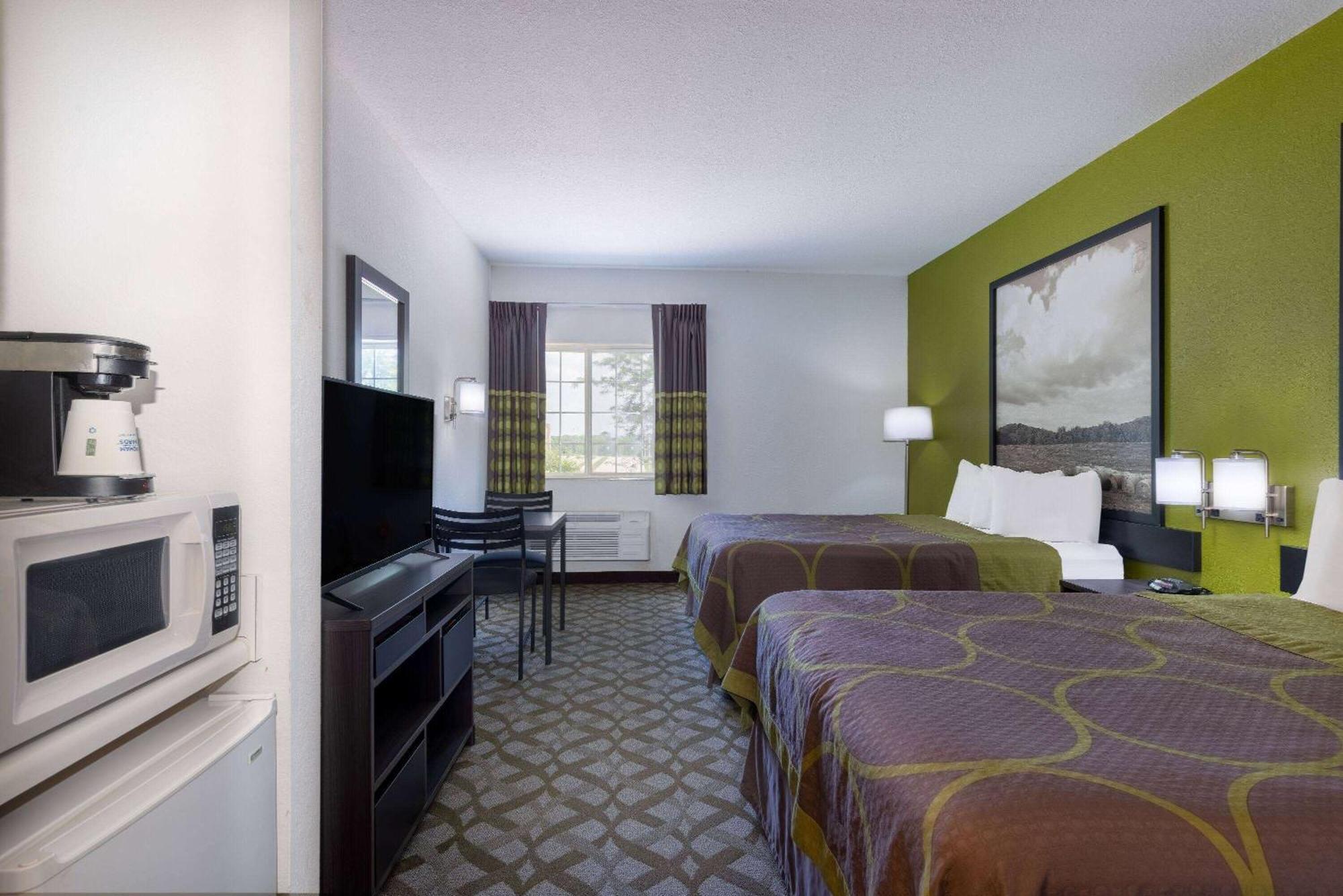 Hotel Super 8 By Wyndham De Soto Esterno foto