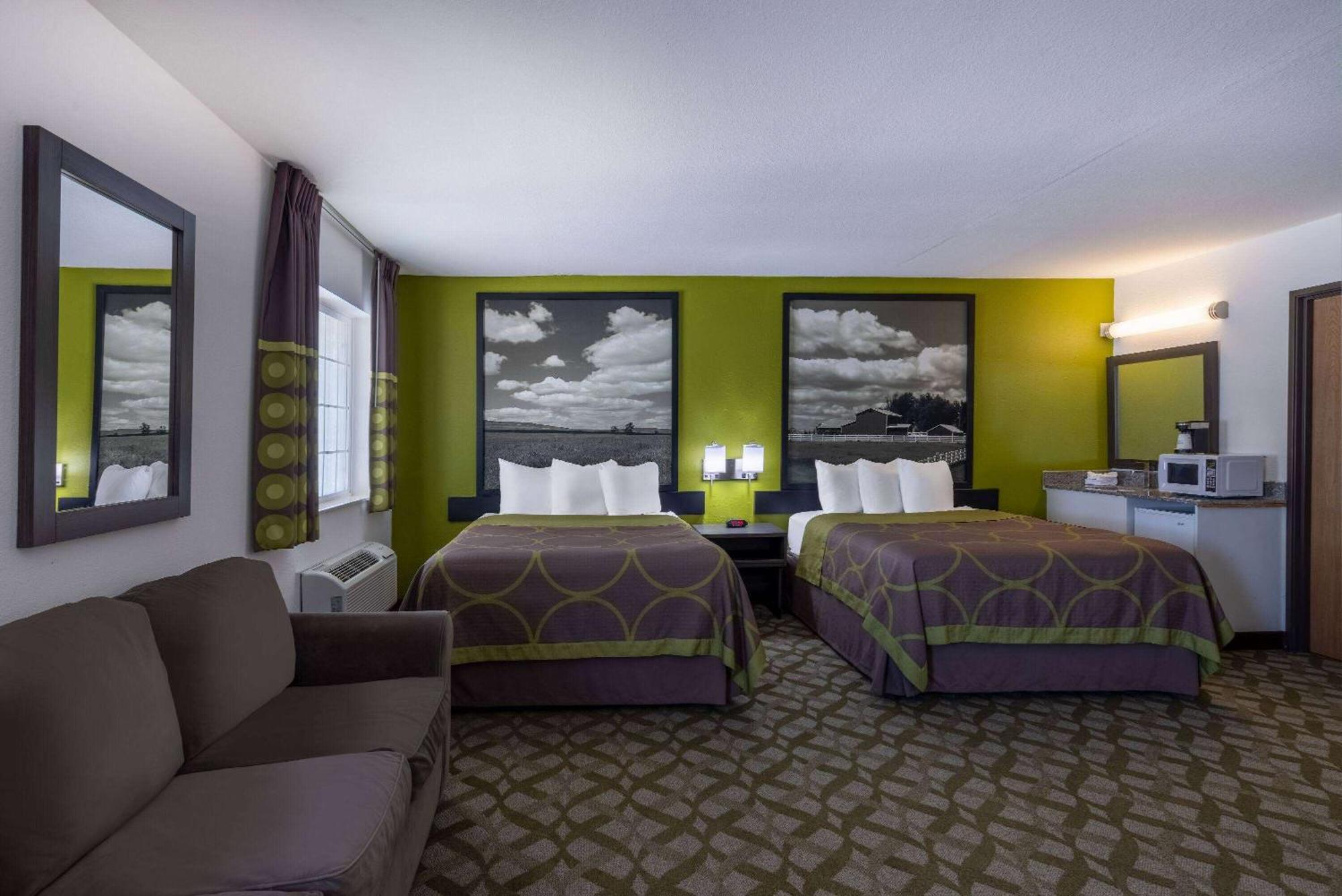 Hotel Super 8 By Wyndham De Soto Esterno foto